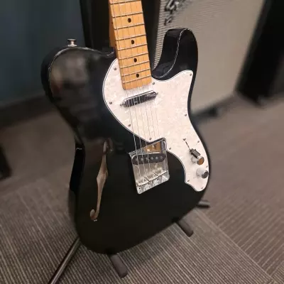 Fender Vintera II Thinline Telecaster 2